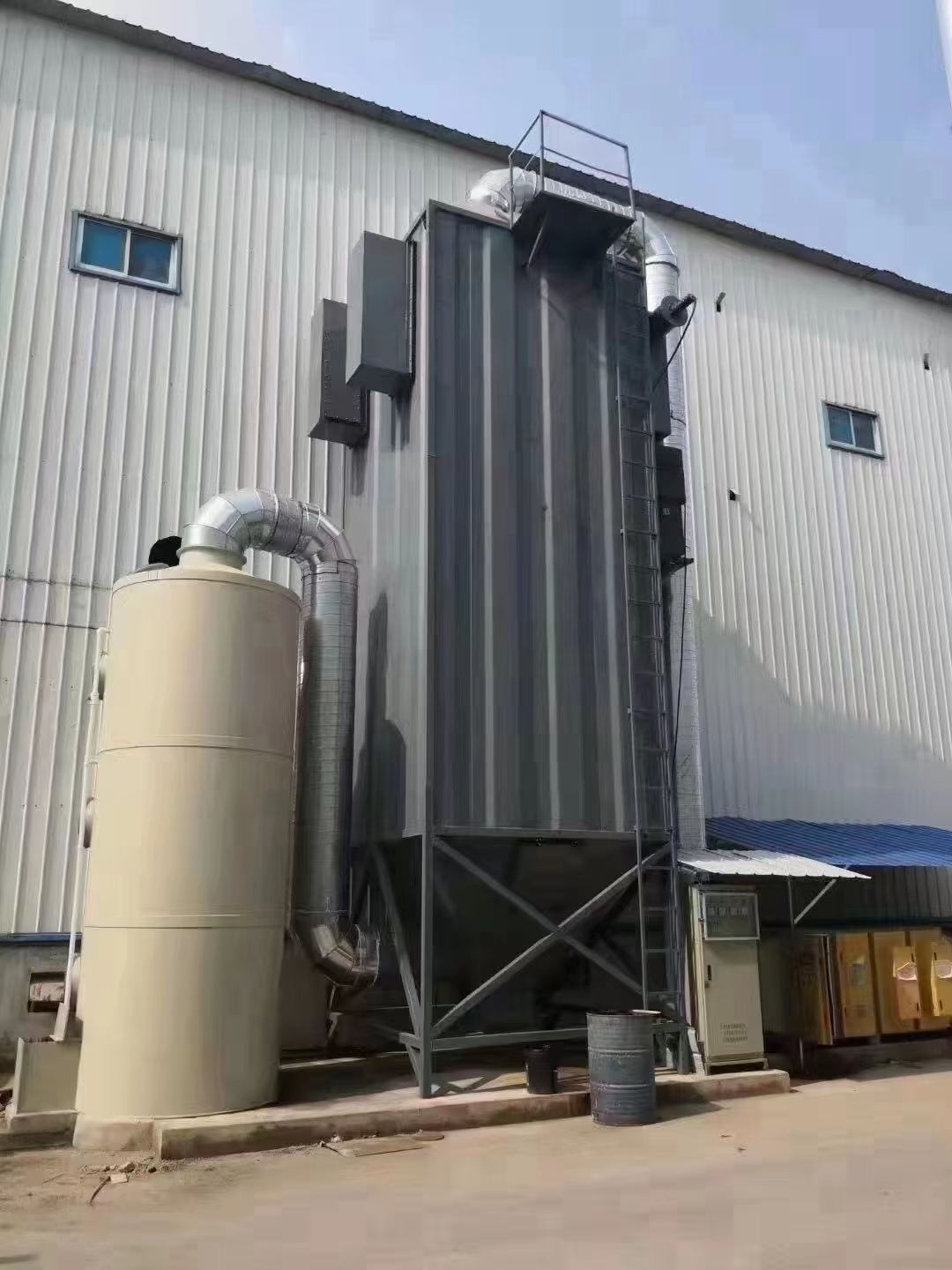 电捕焦油器的工作原理